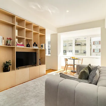 Apartament Whome Modern & Elegant In